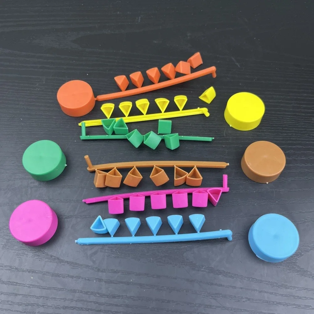 Trivial Pursuit Replacement Parts‎ 6 Pie Tokens 36 Wedges Die Original NEW